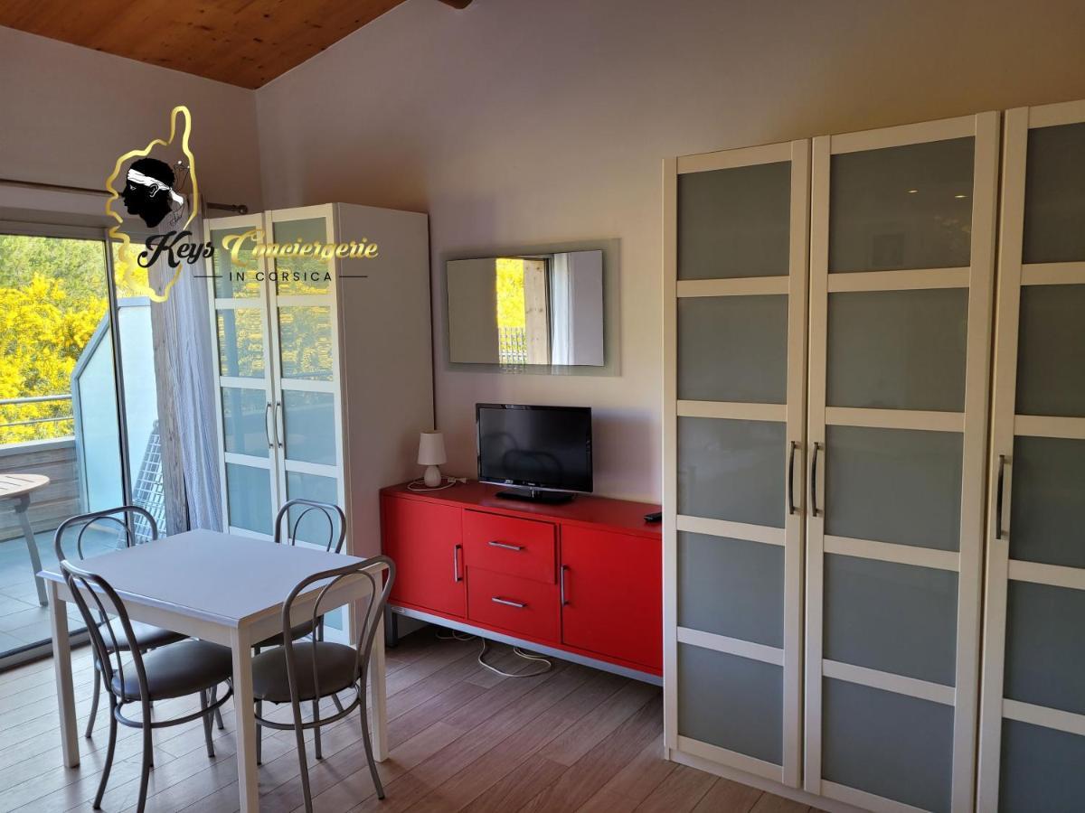 Studio 4 Pers Piscine Chauffee Acces A Pied A La Plage Santa Giulia Porto-Vecchio  Ngoại thất bức ảnh